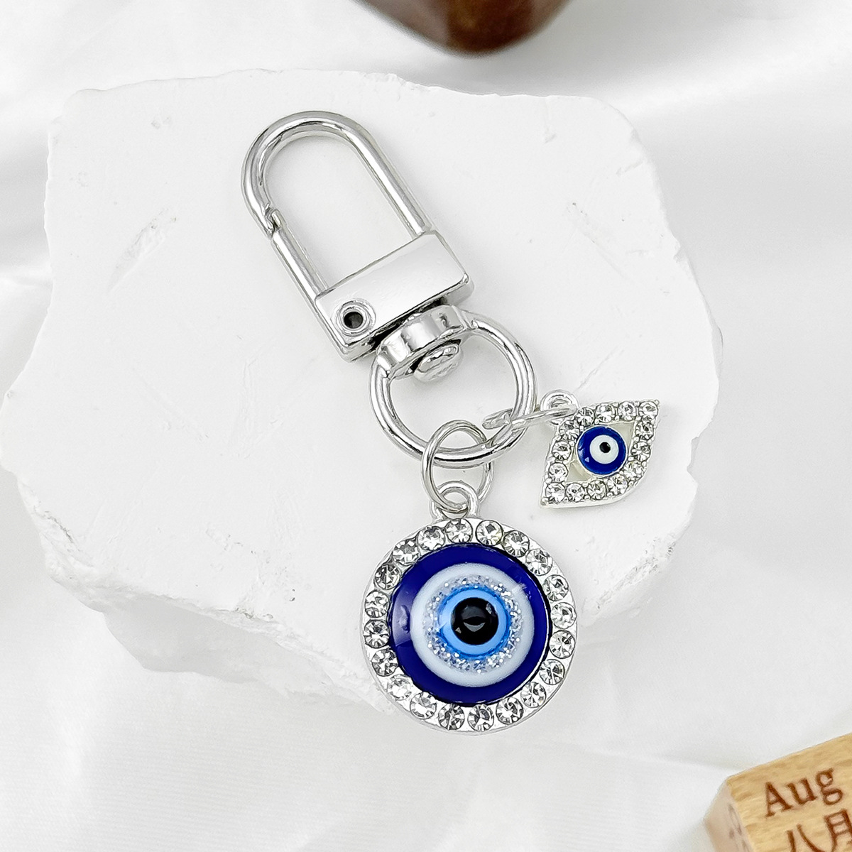 Schlüsselanhänger mit Wimpern  – Men Accessories Evil Eye Bewertung und Preis