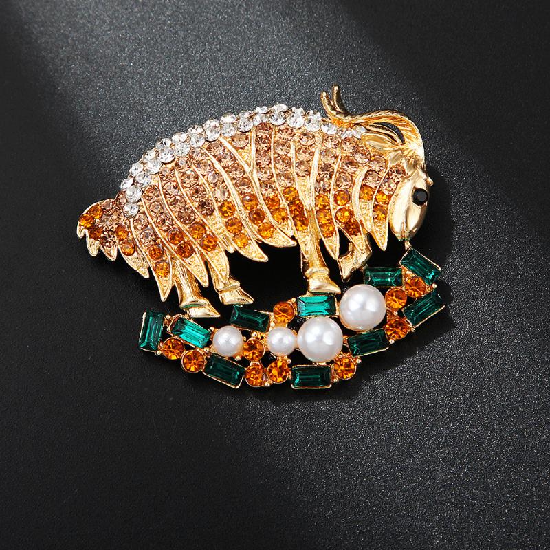 Retro-Brosche mit Strass- und  – Men Accessories Unique Bewertung und Preis