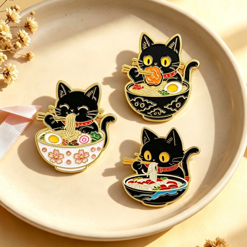 Niedliche Schwarze Katze beim  – Lapel Pin Enamel Bewertung und Preis